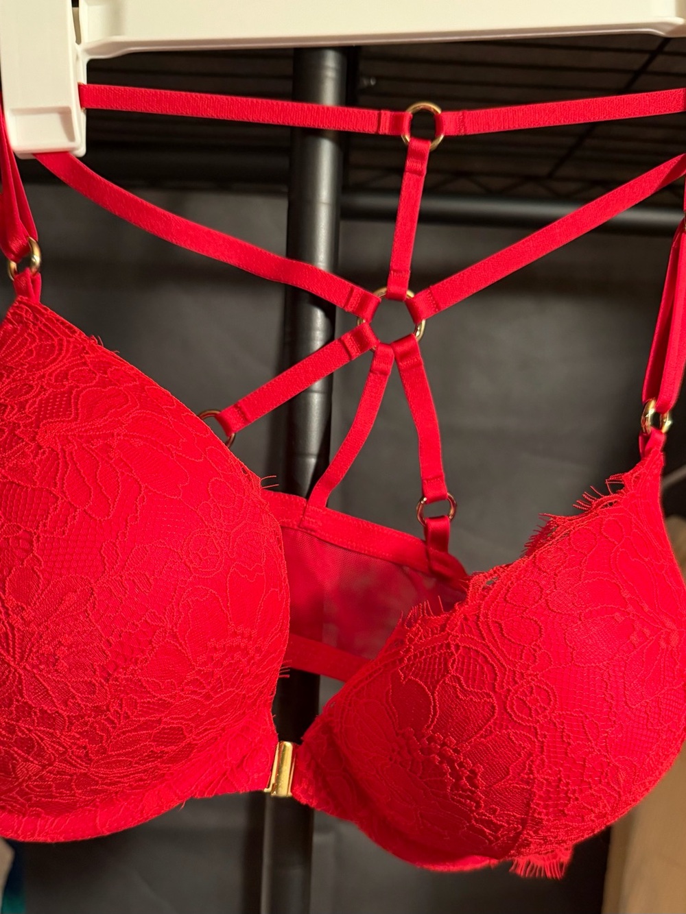 Victoria Secret Red Lace Strappy Push-Up Bra - Women Intimates